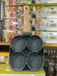 Non stick 4 hole frying pan - Image 3