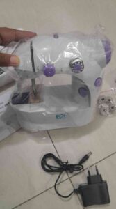 Mini Sewing Machine - Image 3