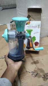 Manual Fruit juicer - Image 2