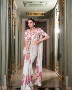 Georgette pearl lace Saree - Image 10