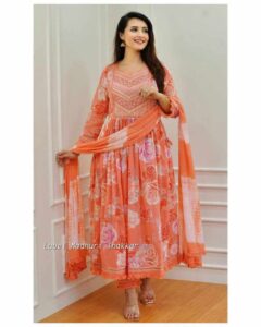 নায়রা কাট (3pis
