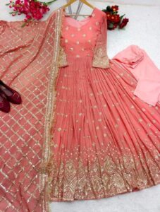 ইন্ডিয়ান গুজরাটি গাউন - Image 3