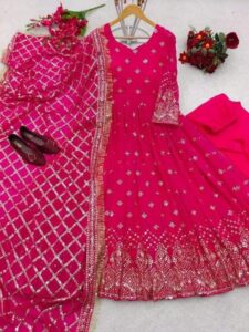 ইন্ডিয়ান গুজরাটি গাউন - Image 2